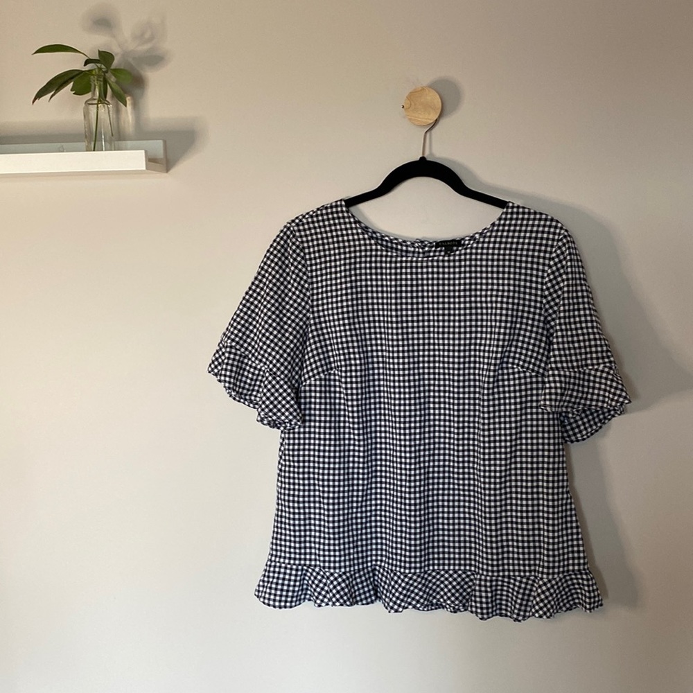 Black and White Gingham Ruffle Sleeve Top